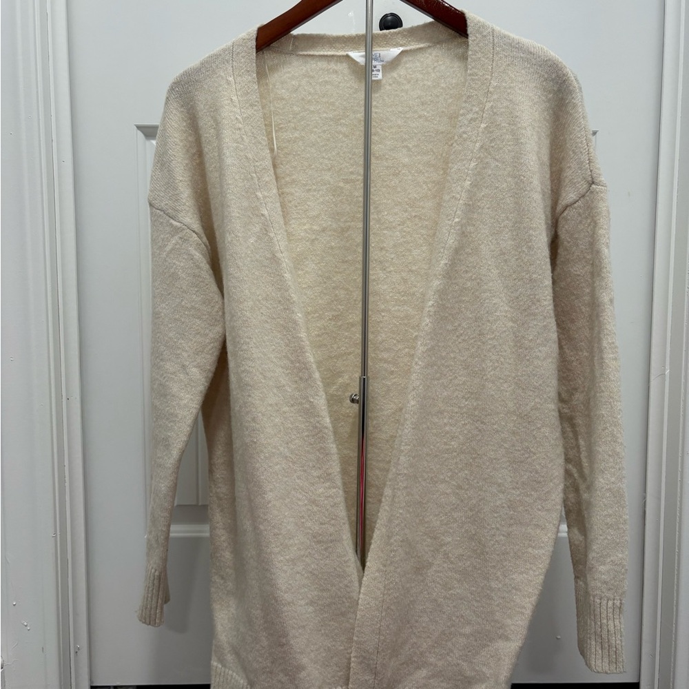 Time and Tru Cream Women's Cardigan